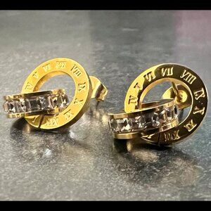 Yellow Gold Circles Cross Stud Earrings for Woman Roman Numerals Zirconia